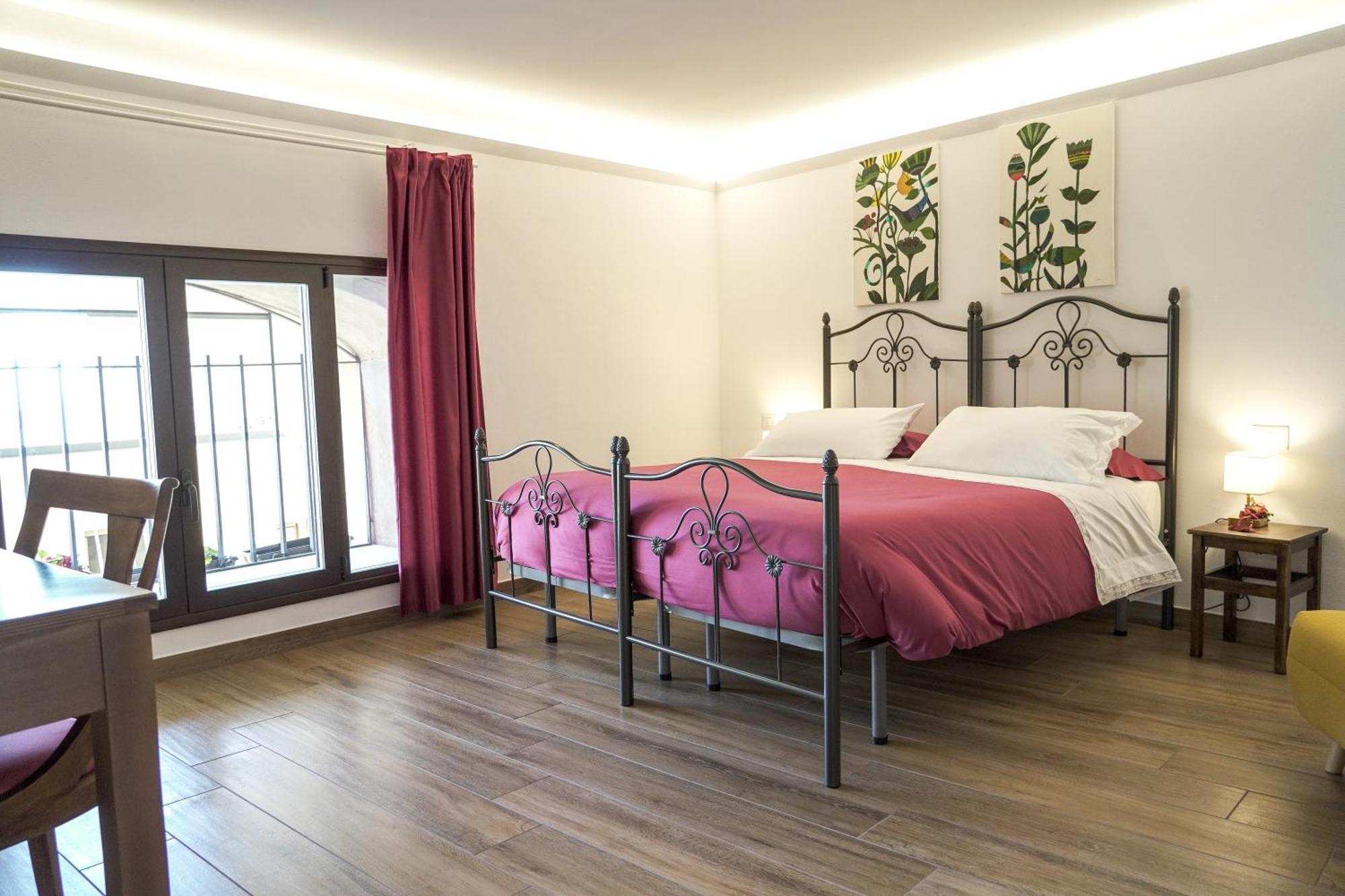 La Casa Del Fabbro Bed & Breakfast Troina Bagian luar foto